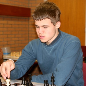 Chess: Carlsen outwits teenagers at World Cup as Russians fail