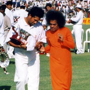 Sri Sathya Sai Baba and Sachin Tendulkar Sri Sathya Sai Baba and Sachin Tendulkar