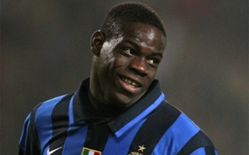 City Wins But Mancini Unhappy With Balotelli