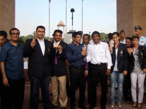 Indian London Olympic medal winners, from left, Gagan Narang, MC Mary Kom, Sushil Kumar, Vijay Kumar, Saina Nehwal and Yogeshwar Dutt at a ceremony by Sports authority of India