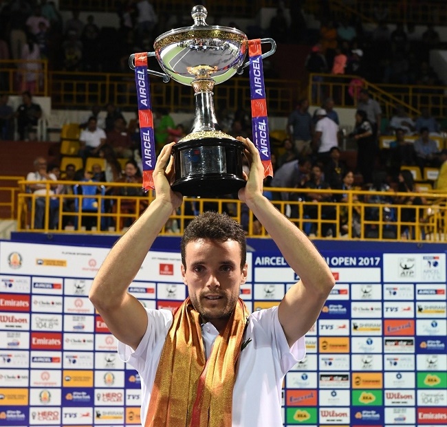 Roberto Bautista Agut with his Aircel Chennai Open 2017 Singles winner's trophy