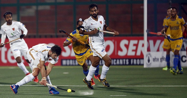 HIL 2017: Dabang Mumbai prove their mettle with a narrow 2-1 win against Jaypee Punjab Warriors