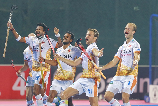 Kalinga Lancers registered their first ever win against Jaypee Punjab Warriors with a narrow 6-5 victory.