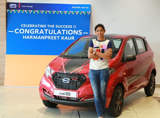 Harmanpreet Kaur presented with a Datsun redi-GO  for cricket feats in ICC Women’s Championship 2017
