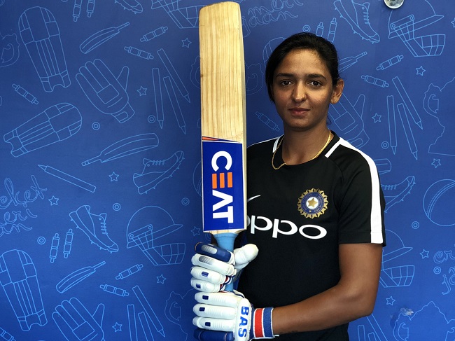 Harmanpreet Kaur - becomes the first women cricketer to sign bat endorsement deal with CEAT