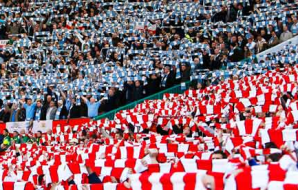 Red or Blue, find out which colour prevails over Manchester this weekend!