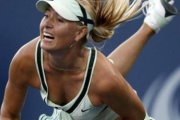 Injury forces Sharapova and Serena out of exhibition matches