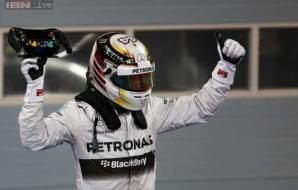 Lewis keeps Kimi’s threat at bay to win Bahrain GP