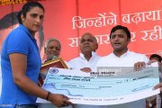 Akhilesh announces big cash awards, pensions and employment for award-winning sportspersons