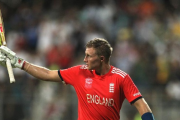 Root shines in record winning chase, England chase down 229