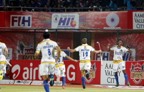 SV Sunil stars in Jaypee Punjab Warriors maiden win of Season 5