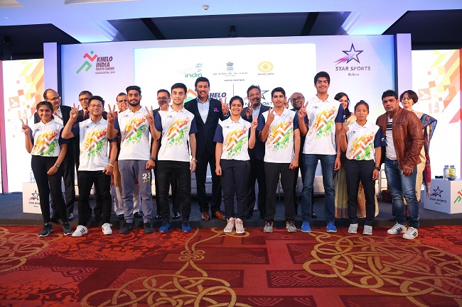 Col. Rajyavardhan Singh Rathore, Minister for Youth Affairs and Sports (IC), Sh. Vinod Tawde, Minister of school education, sports and youth welfare – Maharashtra Govt., Sanjay Gupta, MD, STAR INDIA along with eminent Khelo India Athletes